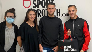 Visite de Maxence Caqueret (OL) au showroom Sport Protech Sport Protech